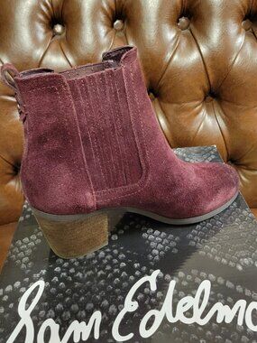 NEW Sam Edelman Lance Wine Suede Booty Size 7.5